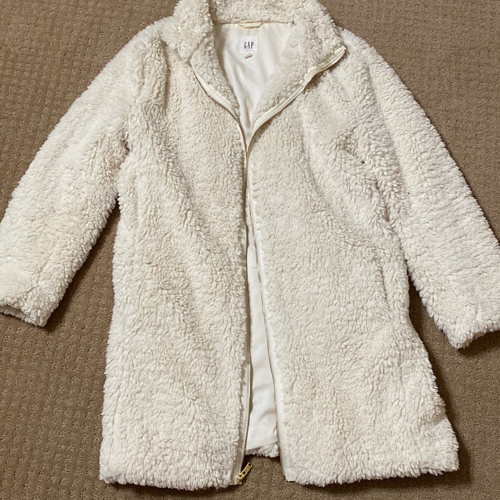 Gap cream teddy coat.